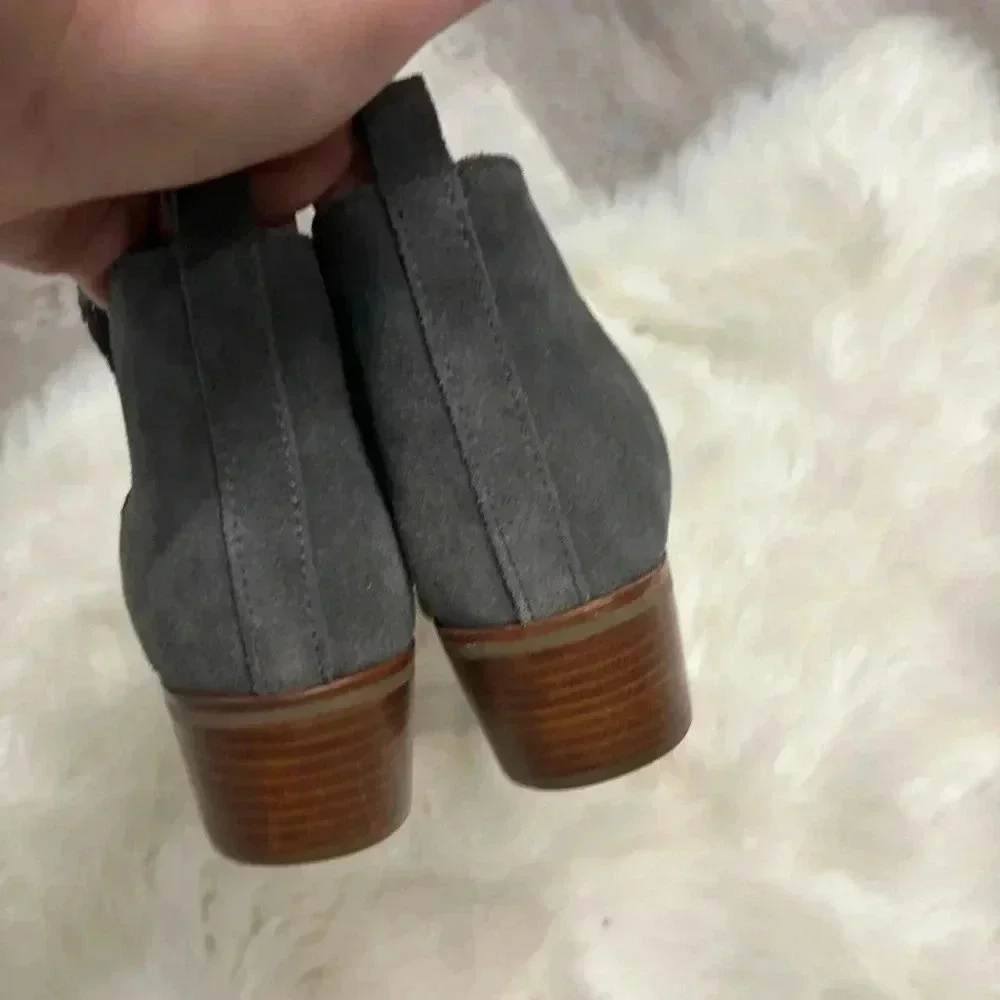 Dolce Vita Kadie gray leather ankle bootie block wood heel sz 9
